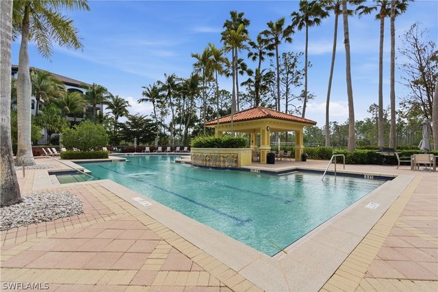 2748 Tiburon BLVD E C404, Naples, FL 34109