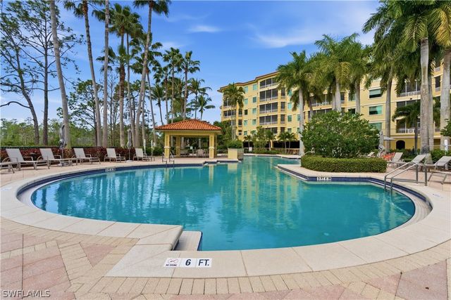 2748 Tiburon BLVD E C404, Naples, FL 34109