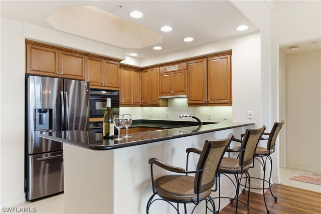 2748 Tiburon BLVD E C404, Naples, FL 34109