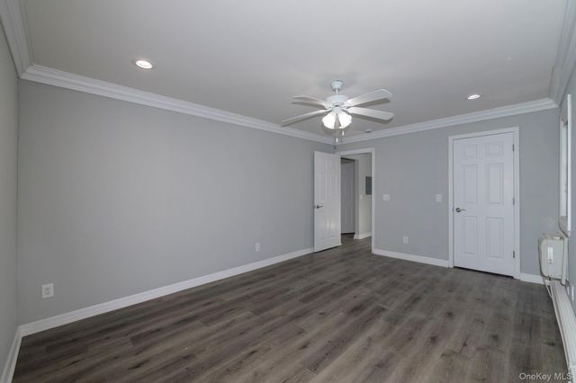 16 Garfield Avenue 24-B, Sayville, NY 11782