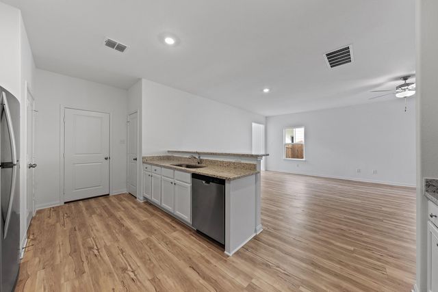 337 Silent Meadow RUN, Maxwell, TX 78656