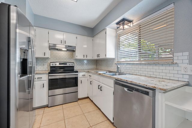 1514 Luray DR, Cedar Park, TX 78613