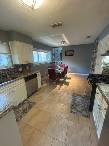 10007 Blue Martin DR, Austin, TX 78750