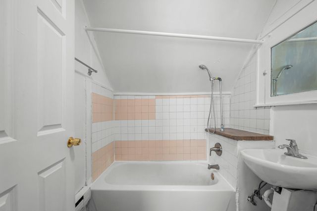 634 Van Buren Avenue, Saint Paul, MN 55104