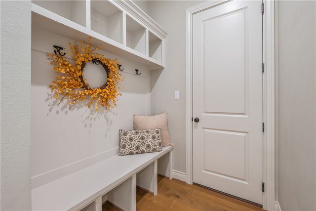 5529 Woodland Park Drive, College Station, TX 77845