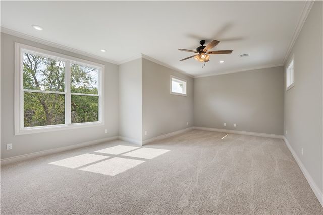 5529 Woodland Park Drive, College Station, TX 77845