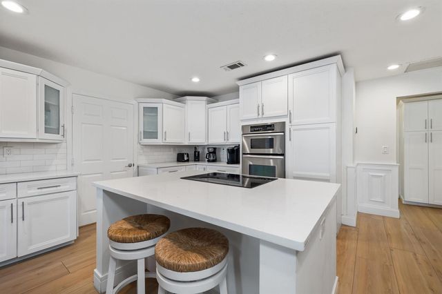 100 Neptune Drive, Hypoluxo, FL 33462