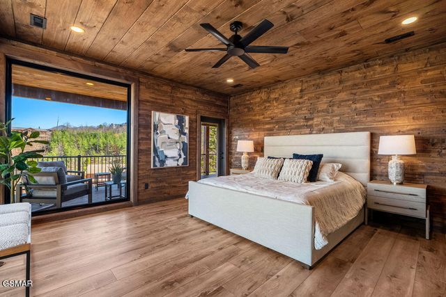 545 Edgewood Drive, Gatlinburg, TN 37738