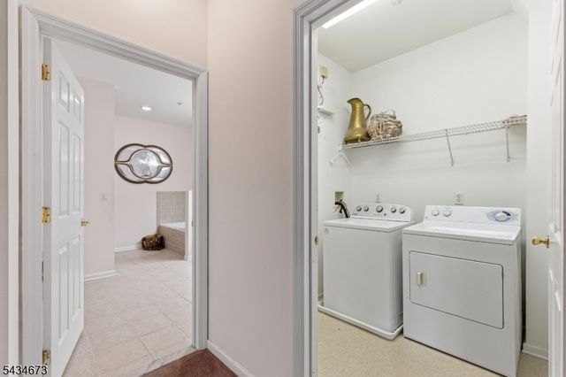 1328 Hamilton Dr, Rockaway Twp., NJ 07866