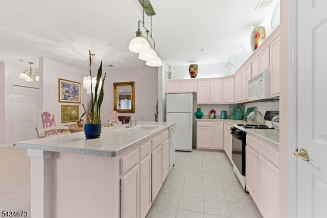 1328 Hamilton Dr, Rockaway Twp., NJ 07866