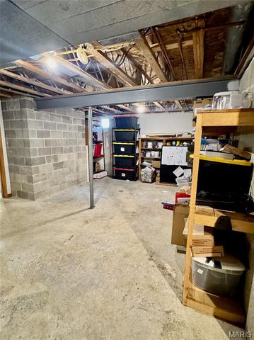 1201 Joshu Court, Greenville, IL 62246