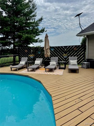 1201 Joshu Court, Greenville, IL 62246