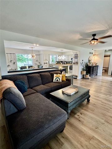 1201 Joshu Court, Greenville, IL 62246