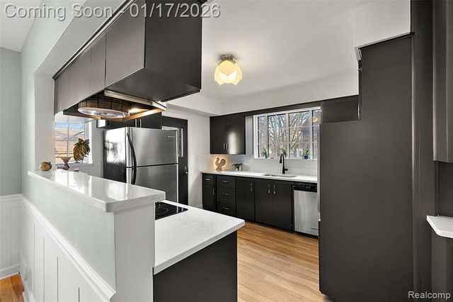 15716 Rosemont Avenue, Detroit, MI 48223