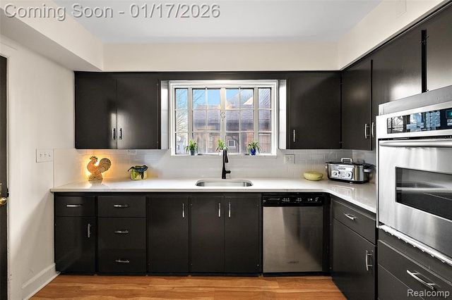 15716 Rosemont Avenue, Detroit, MI 48223