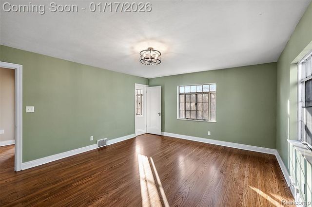 15716 Rosemont Avenue, Detroit, MI 48223