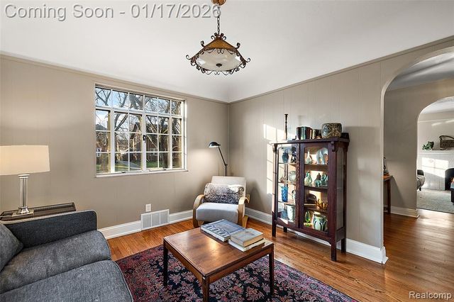 15716 Rosemont Avenue, Detroit, MI 48223