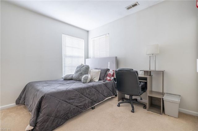 4944 Clifton ST, Chesapeake, VA 23321