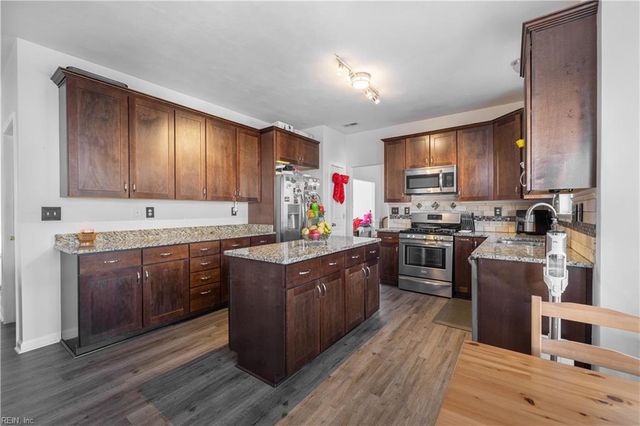 4944 Clifton ST, Chesapeake, VA 23321