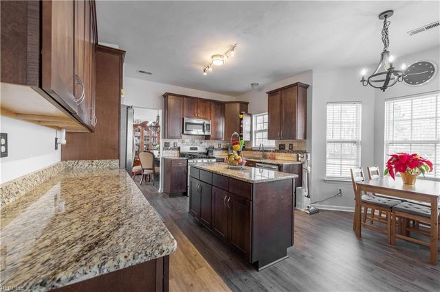 4944 Clifton ST, Chesapeake, VA 23321