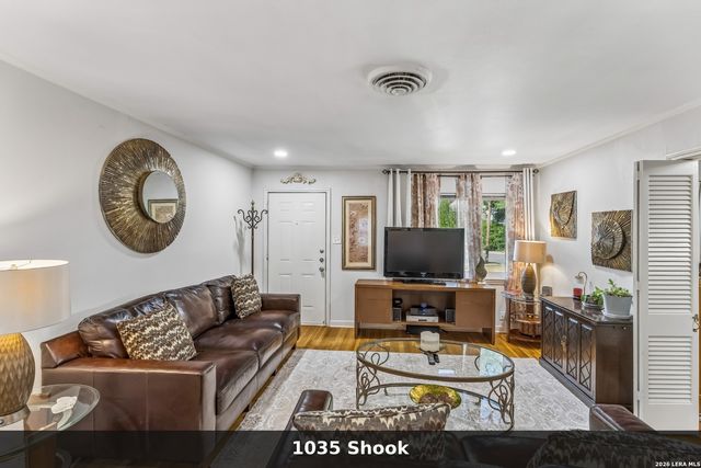 1035 SHOOK AVE, San Antonio, TX 78212