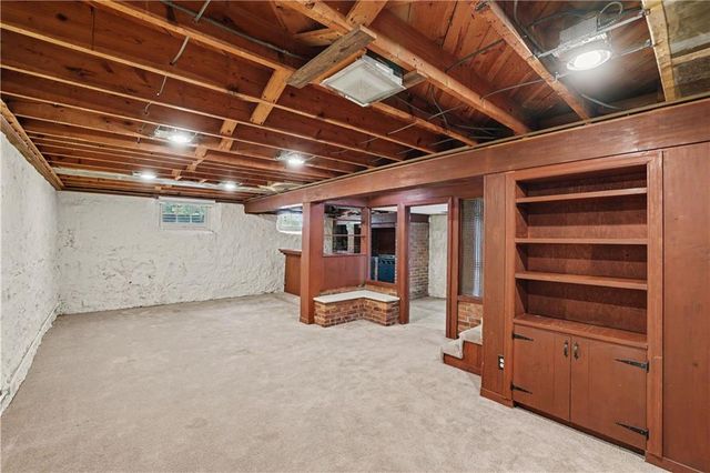 6720 Floyd Street, Overland Park, KS 66204