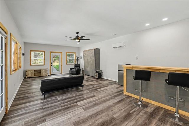 6720 Floyd Street, Overland Park, KS 66204