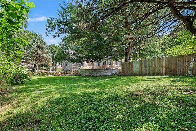 6720 Floyd Street, Overland Park, KS 66204