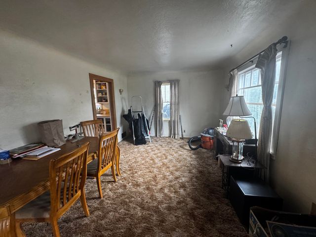 1740 Riverside Drive, Klamath Falls, OR 97601