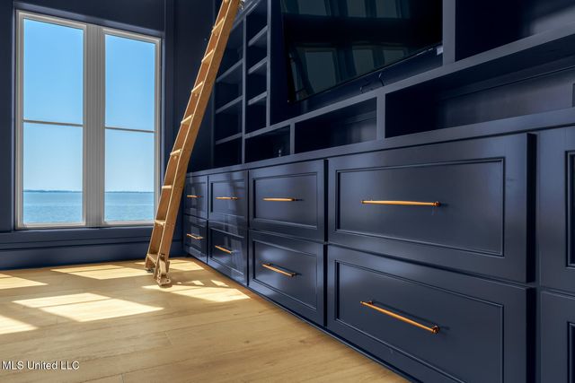 100 S Beach Drive, Ocean Springs, MS 39564