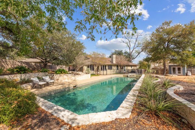 9902 Winding Oak CIR, Austin, TX 78750