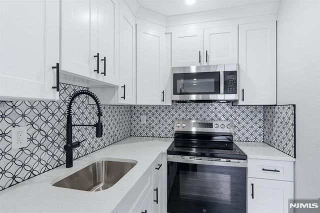 9 Vreeland Street 2F, Hackensack, NJ 07601