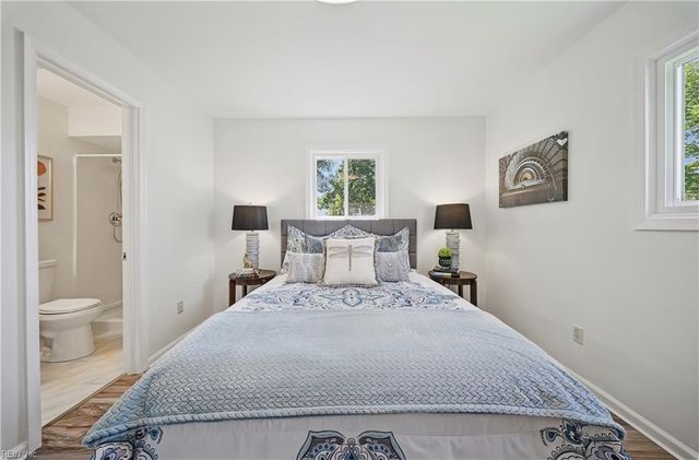 11 Linda DR, Newport News, VA 23608