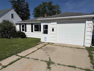 614 REED STREET, Neenah, WI 54956