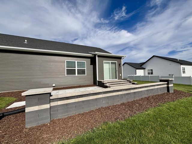 439 East STREET, Juneau, WI 53039