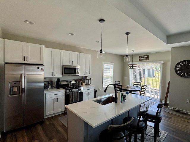 439 East STREET, Juneau, WI 53039
