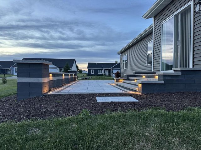 439 East STREET, Juneau, WI 53039