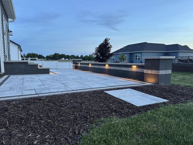 439 East STREET, Juneau, WI 53039