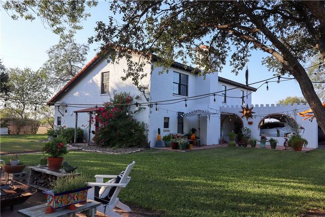 289 E County Road 2150, Kingsville, TX 78363