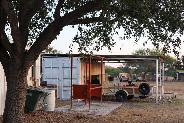 289 E County Road 2150, Kingsville, TX 78363