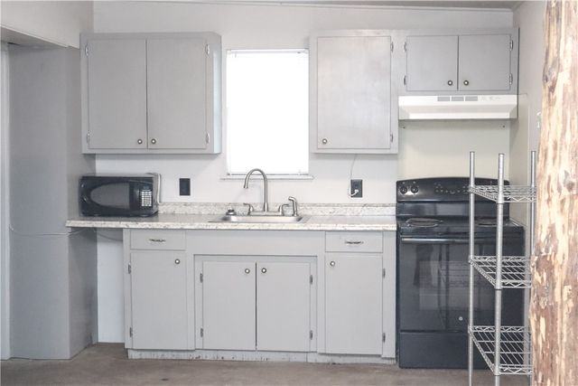 289 E County Road 2150, Kingsville, TX 78363