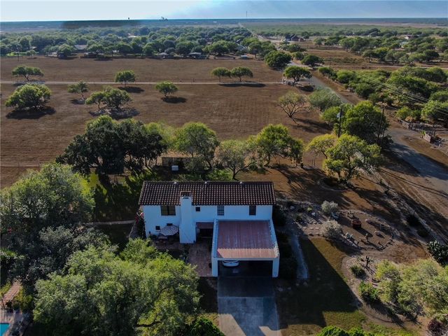 289 E County Road 2150, Kingsville, TX 78363