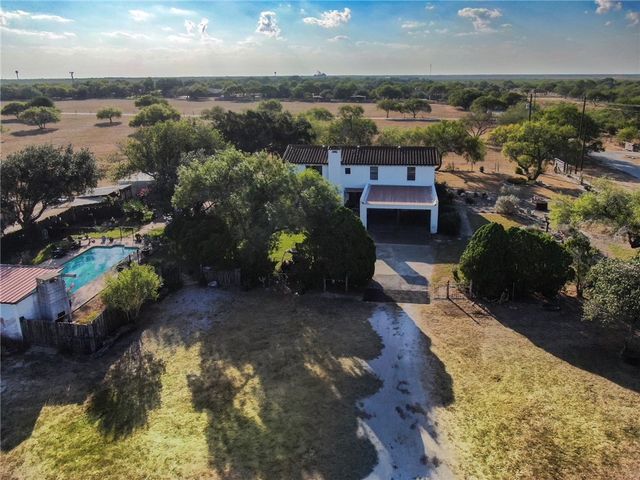 289 E County Road 2150, Kingsville, TX 78363