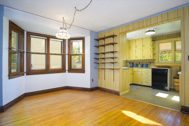 2303 Chamberlain Avenue, Madison, WI 53726