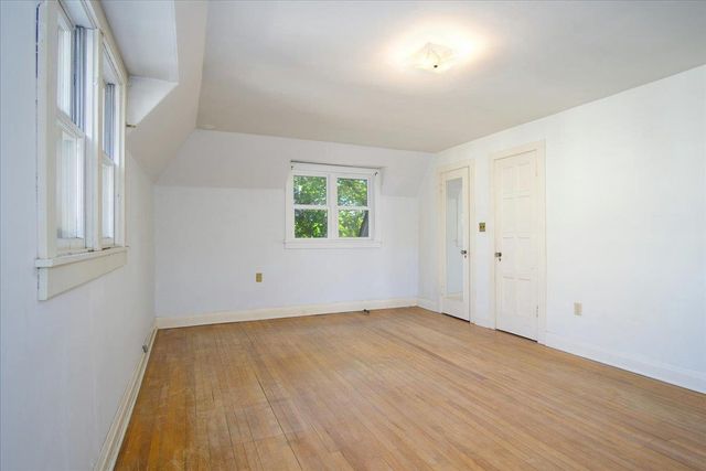 2303 Chamberlain Avenue, Madison, WI 53726