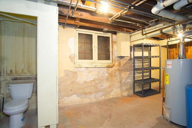 2303 Chamberlain Avenue, Madison, WI 53726