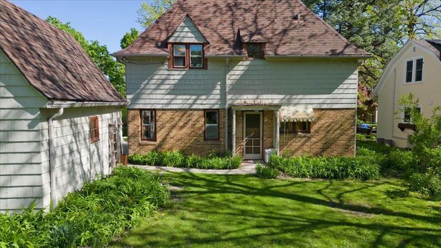 2303 Chamberlain Avenue, Madison, WI 53726