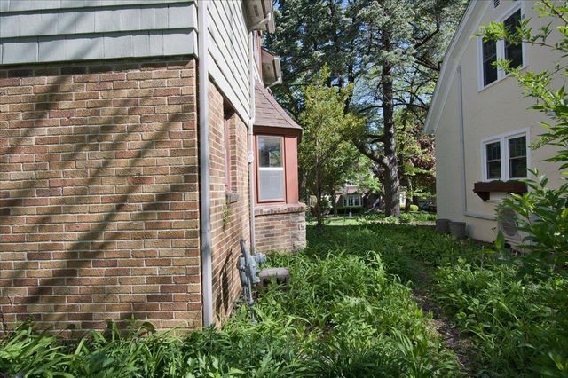 2303 Chamberlain Avenue, Madison, WI 53726