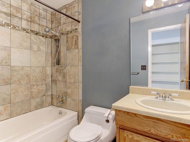 6538 S Everett Way, Littleton, CO 80123