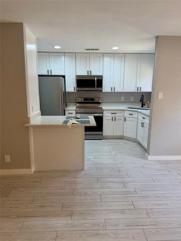 1108 Harwell Drive 1711, Arlington, TX 76011